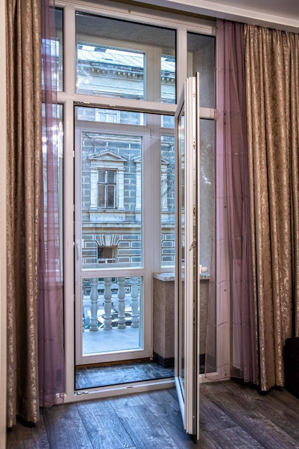 2 - Bedroom Apartments Galicia Lviv Dış mekan fotoğraf