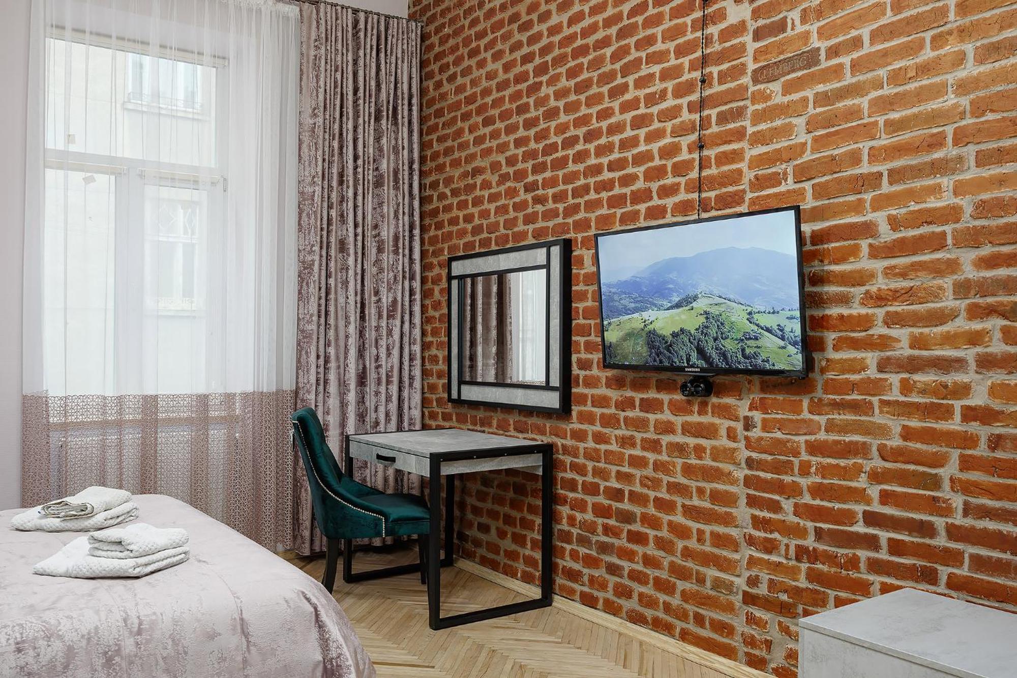 2 - Bedroom Apartments Galicia Lviv Dış mekan fotoğraf
