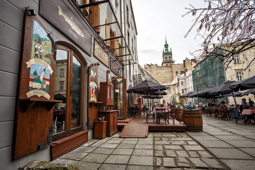 2 - Bedroom Apartments Galicia Lviv Dış mekan fotoğraf
